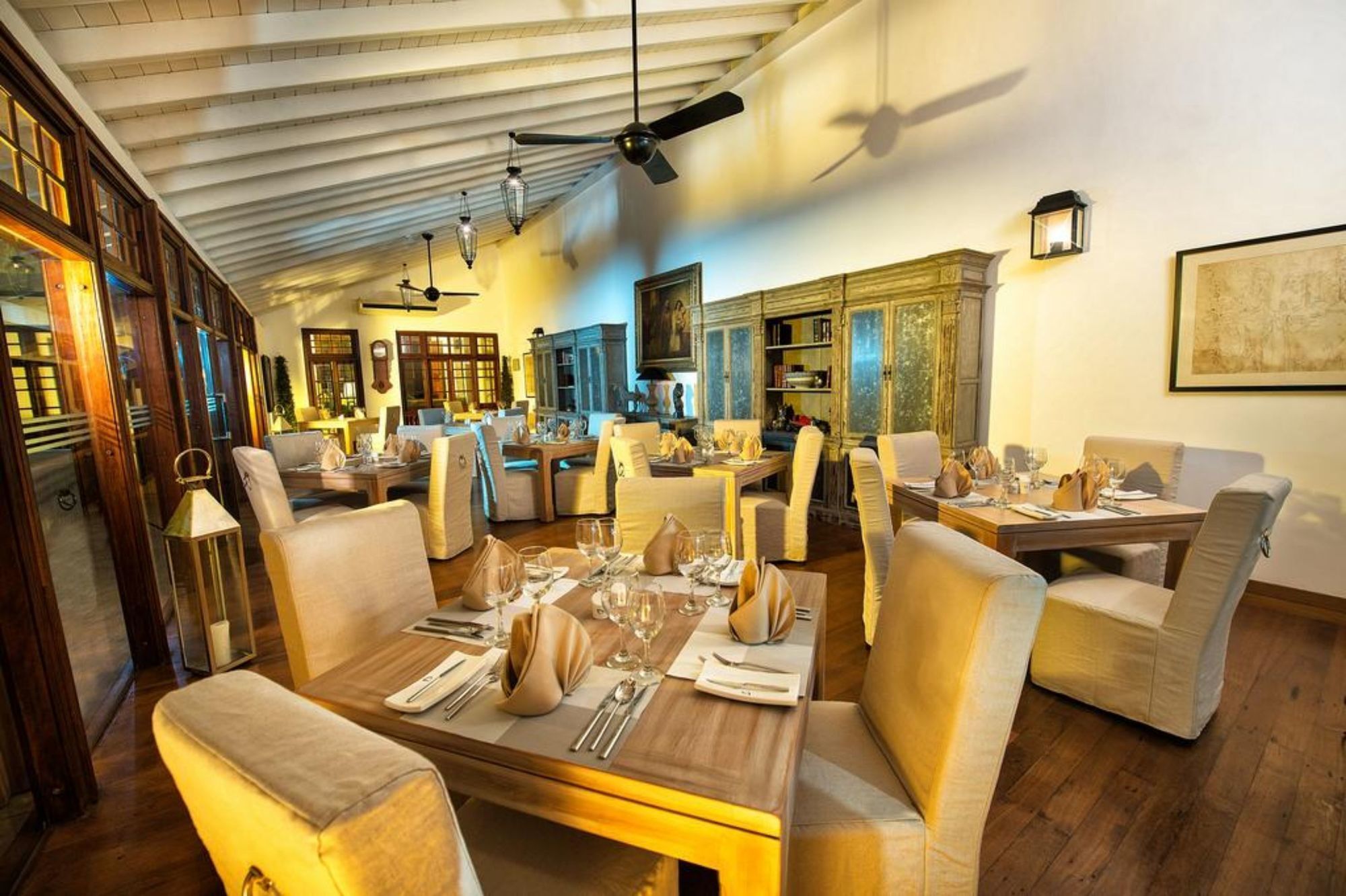 D Pavilion Boutique Hotel 5*