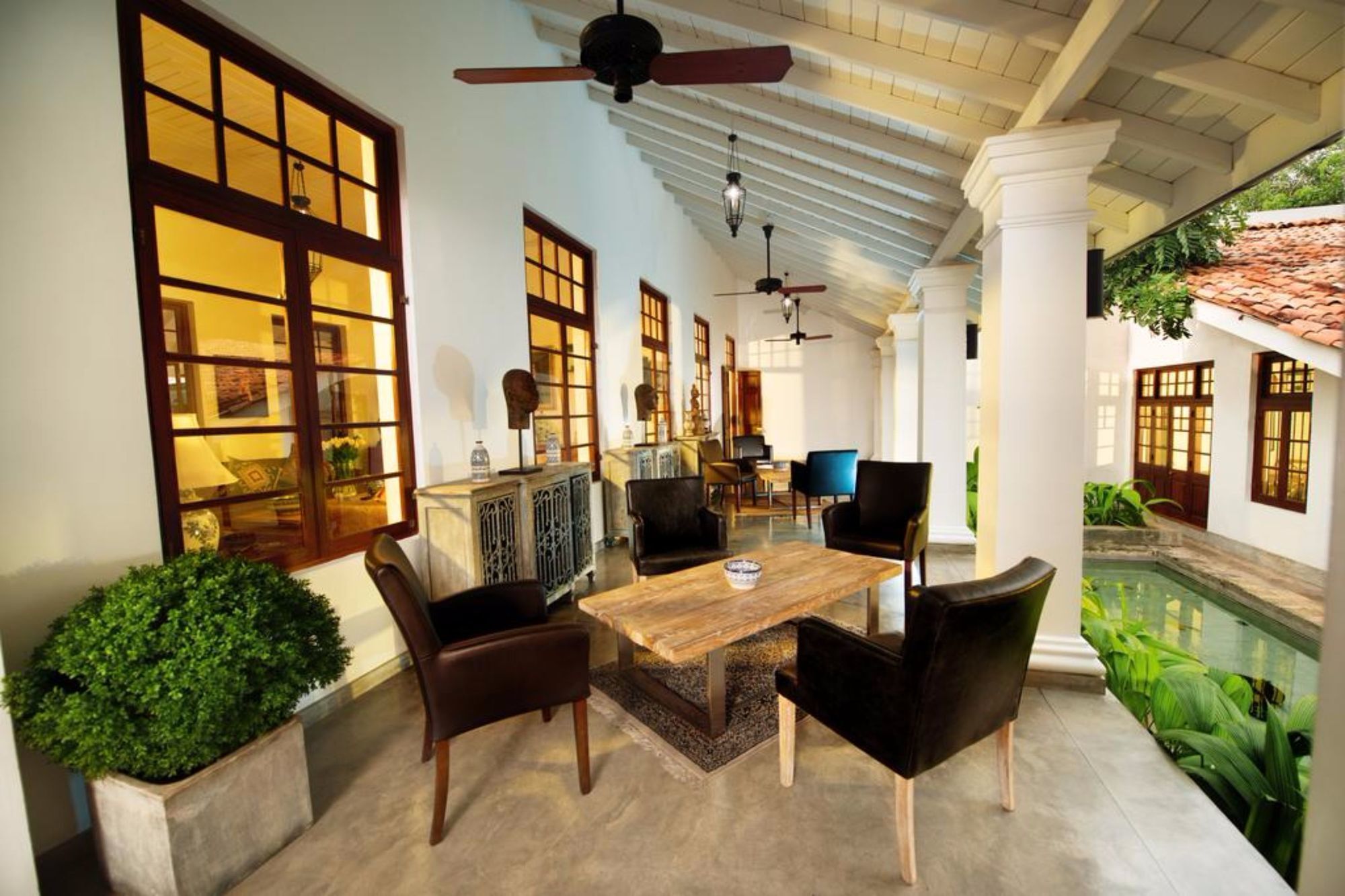 D Pavilion Boutique Hotel