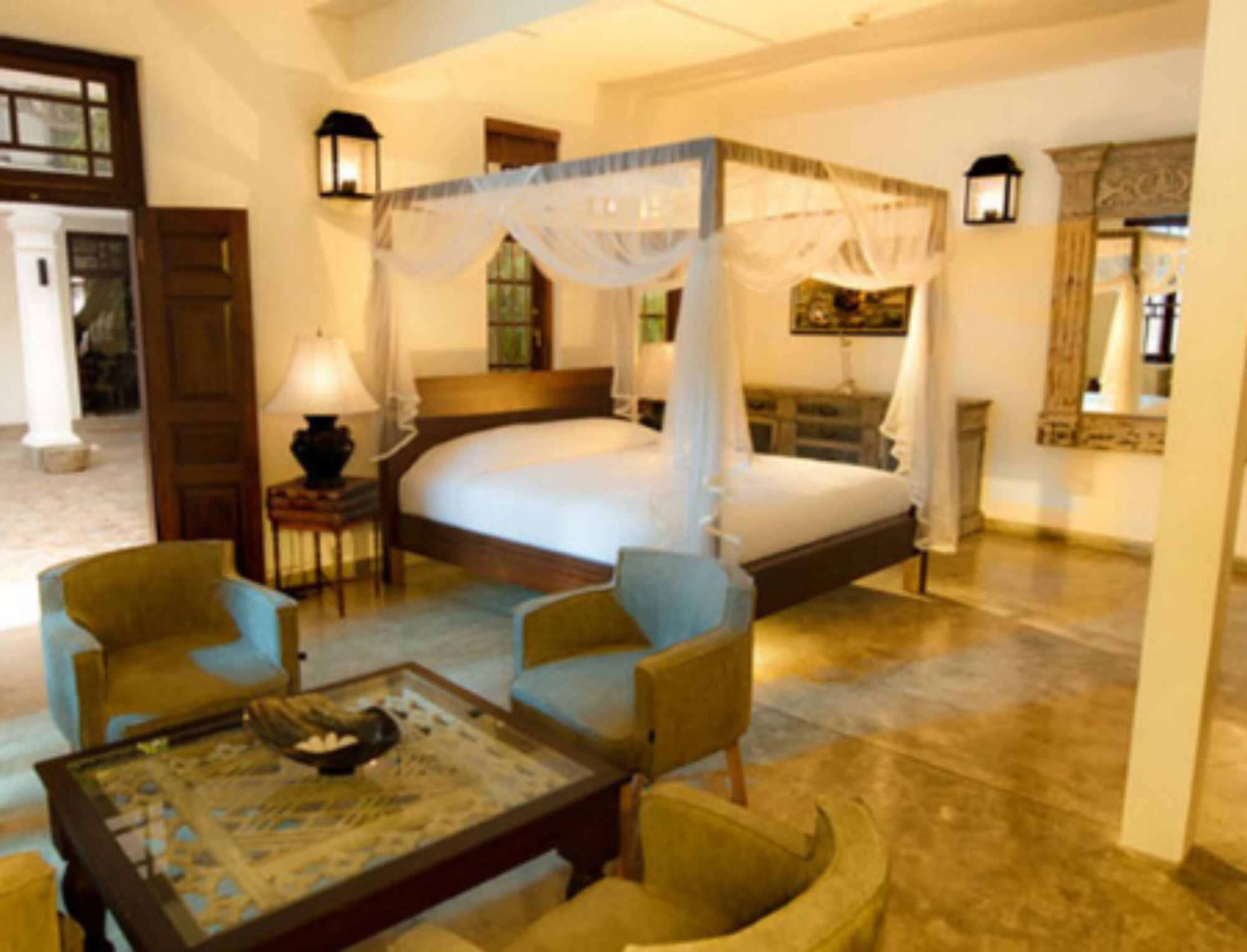 D Pavilion Boutique Hotel 5*